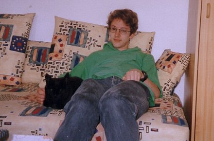 manu1.jpg (28.885 bytes)